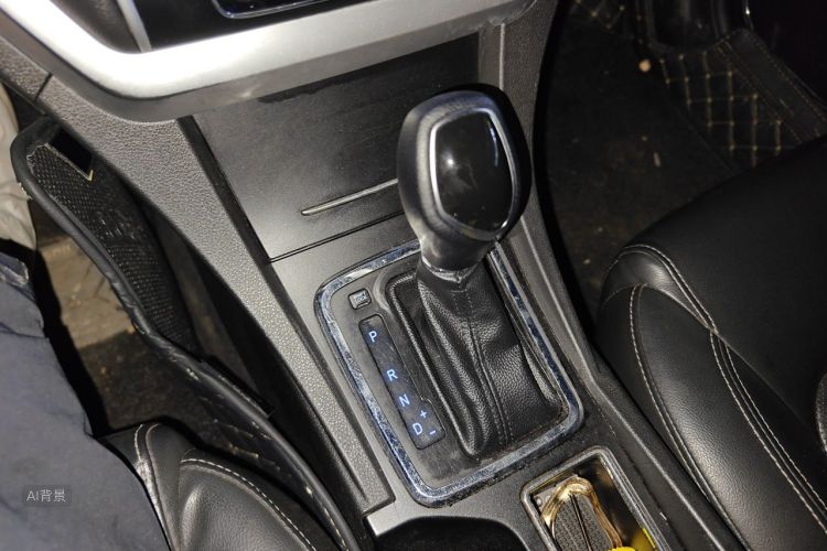 GEELY Emgrand 2015 car image #16