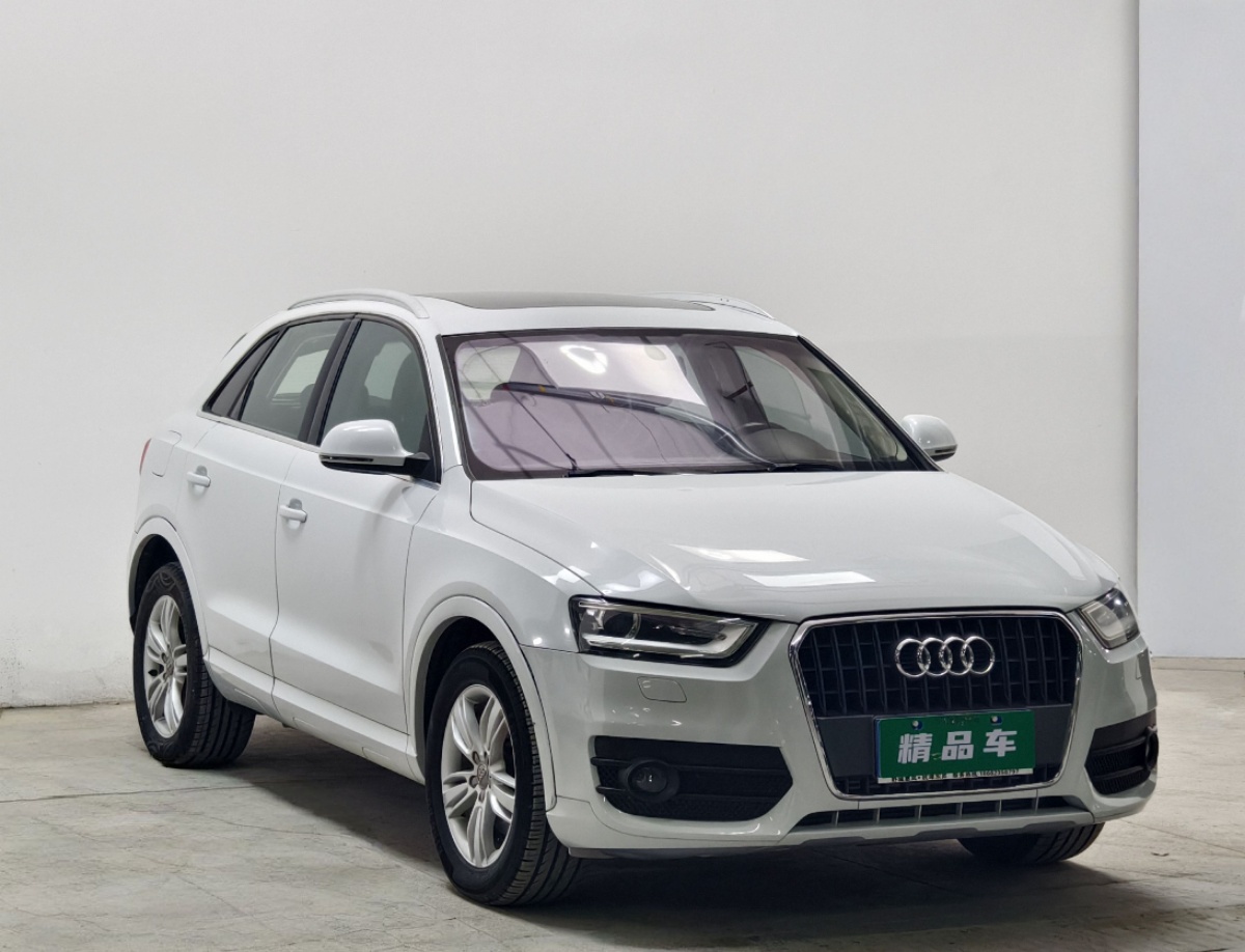Audi Q3 2013 car image #3