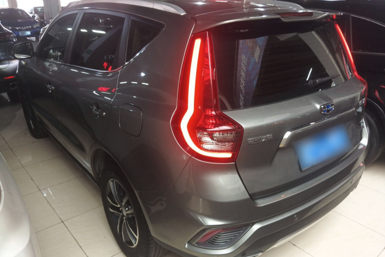 GEELY Vision X6 2019 immagine di auto #5