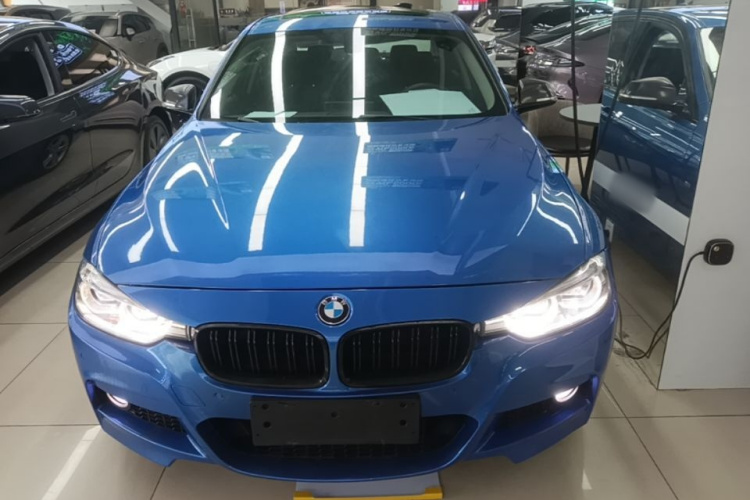 BMW 3 Series 2017 صورة سيارة #3