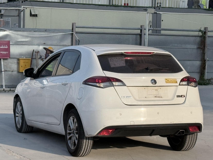 MG 5 2015 #8 MG 5 2015 car image #8