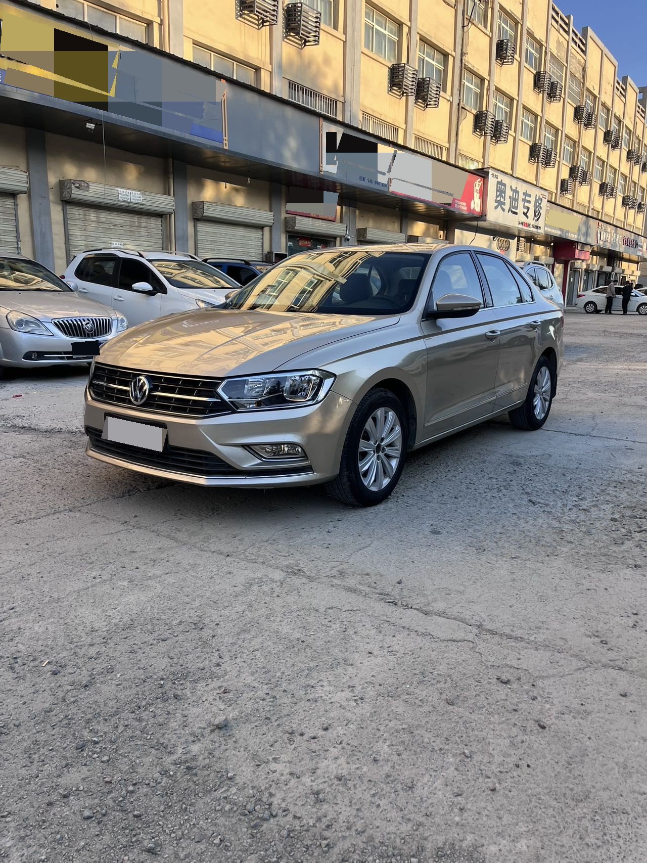 Volkswagen Bora 2016 car image 