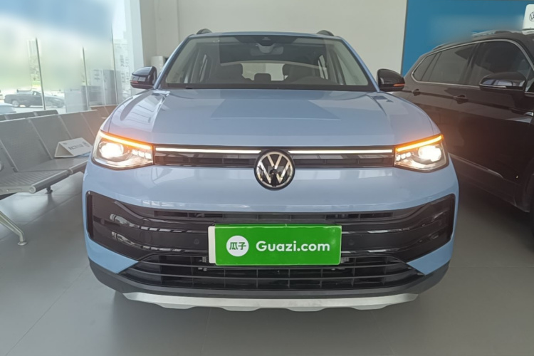 Volkswagen Tharu 2024 car image #3