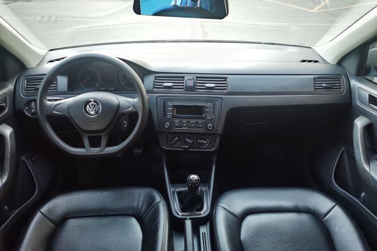 Volkswagen Santana 2018 car image #10