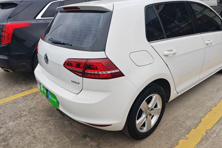 Volkswagen Golf 2017 imagen de coche #8