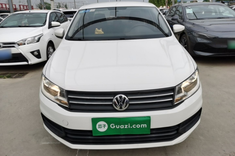 Volkswagen Santana 2019 car image #3