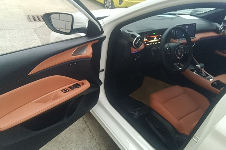 MG 5 2026 #16 MG 5 2026 imagen de coche #16
