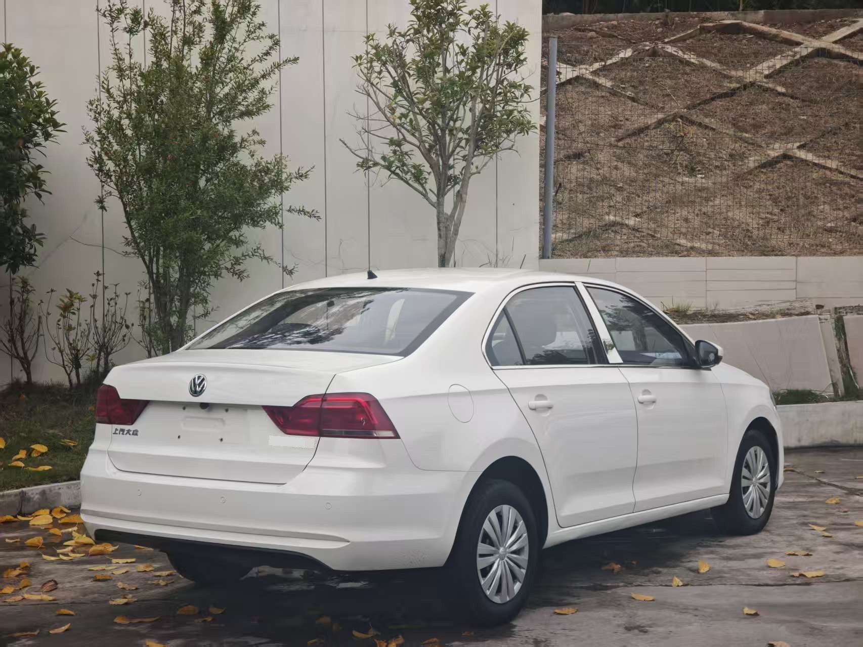 Volkswagen Santana 2020 car image #3