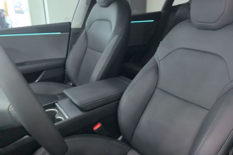 Tesla Model 3 2024 #15 Tesla Model 3 2024 car image #15