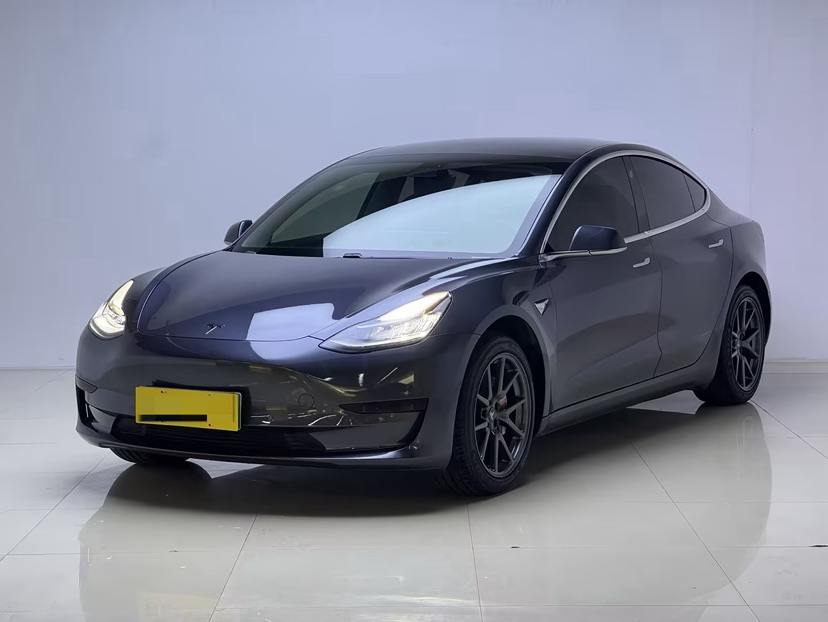 Tesla Model 3 2020 car image 