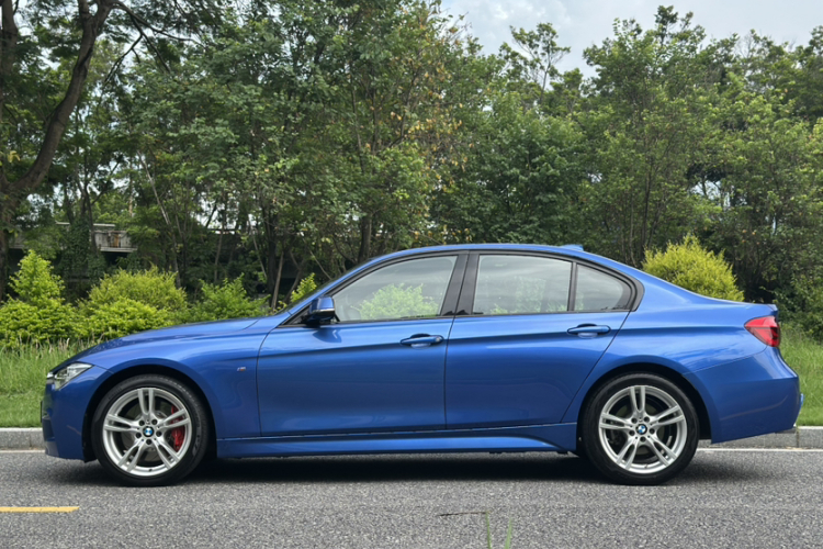 BMW 3 Series 2017 #9 BMW 3 Series 2017 car image #9