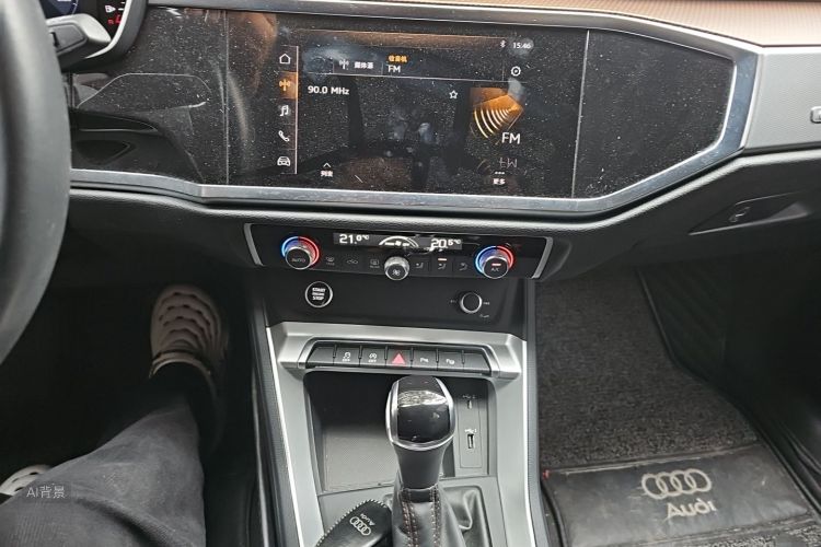 Audi Q3 2021 imagen de coche #15