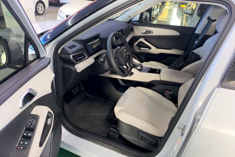 BYD YuanUP 2024 #16 BYD YuanUP 2024 car image #16