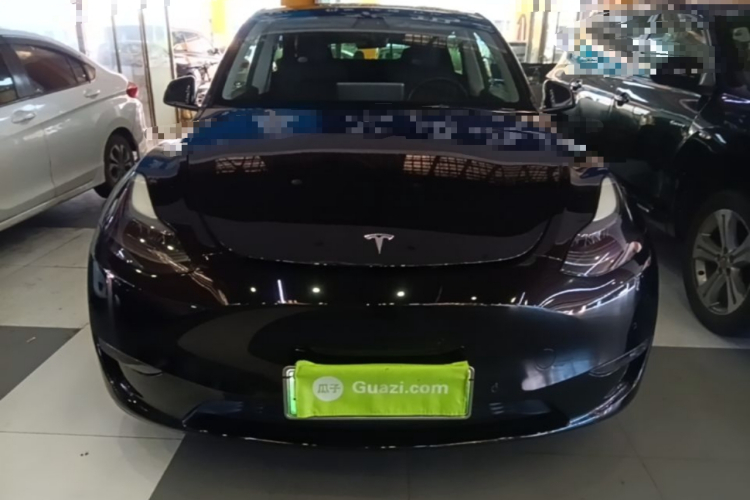 Tesla Model Y 2021 car image #3