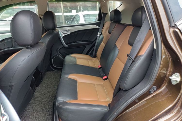 GEELY Vision X6 2017 immagine di auto #17