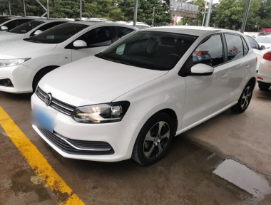 Volkswagen Polo 2018 car image 