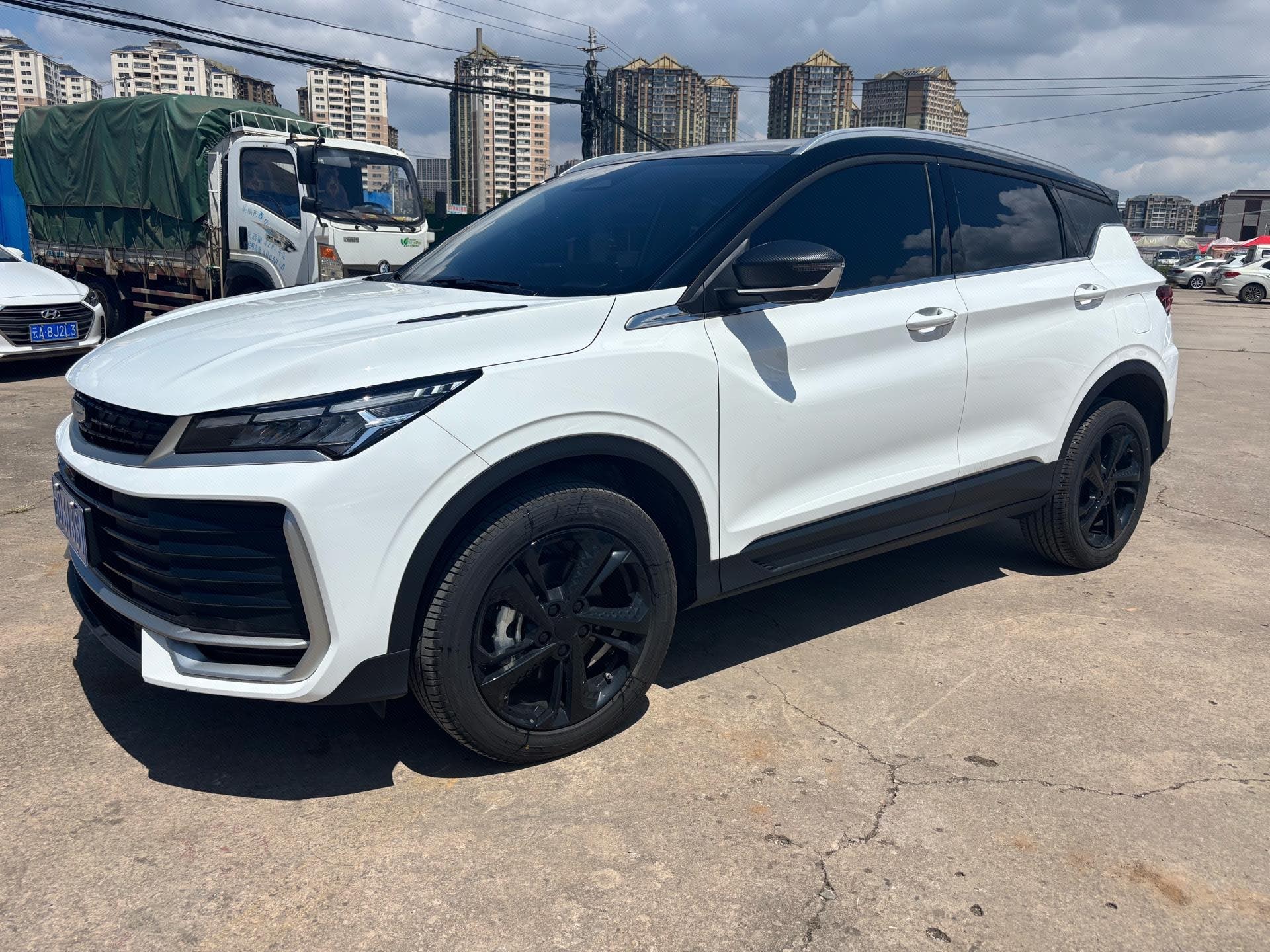 GEELY Coolray 2025 GEELY Coolray 2025 car image