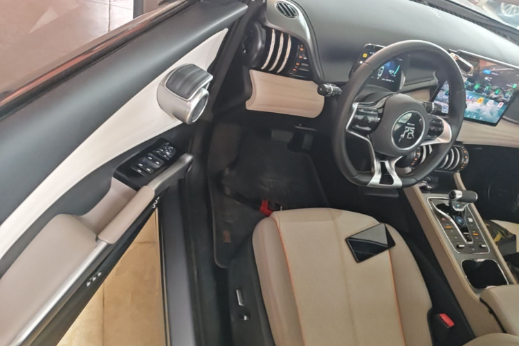BYD Yuan Plus 2023 imagem de carro #16