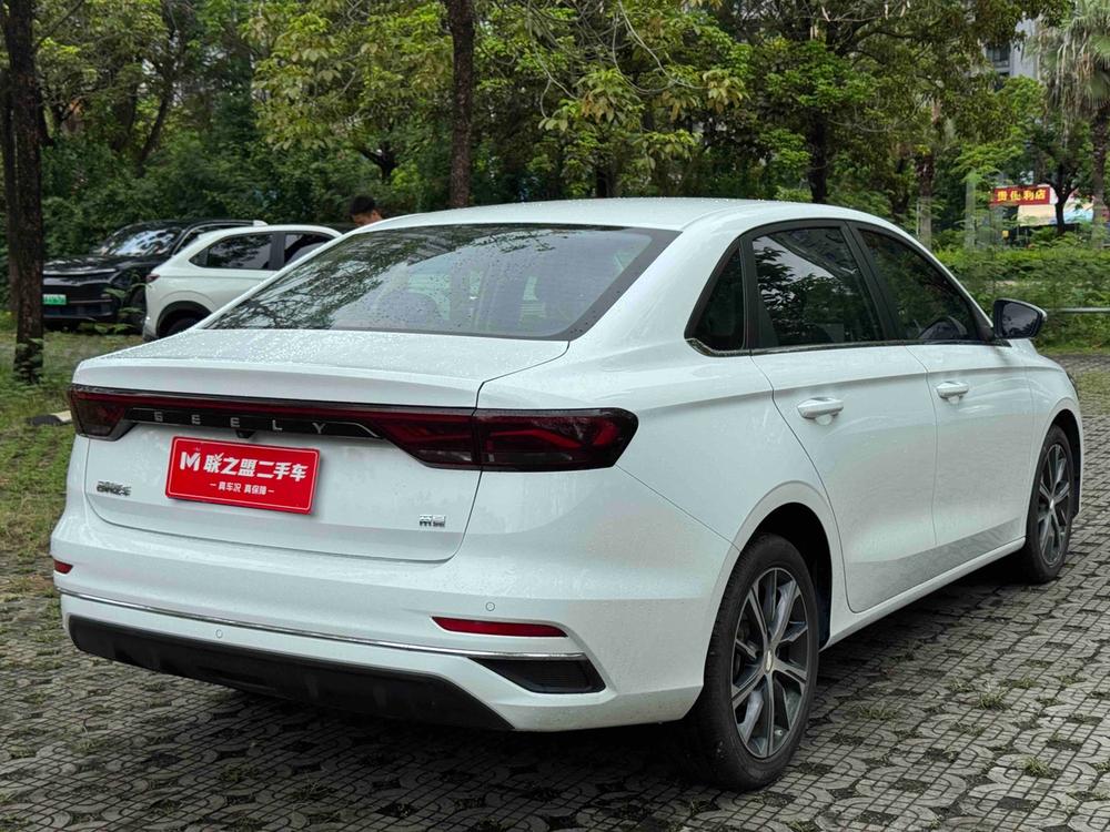 GEELY Emgrand 2022 #7 GEELY Emgrand 2022 car image #7