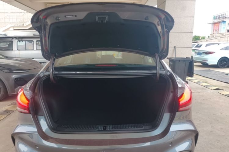 MG 5 2024 car image #21