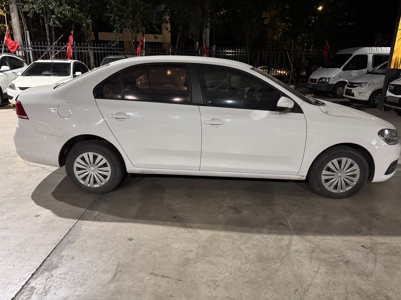 Volkswagen Santana 2019 #5 Volkswagen Santana 2019 car image #5