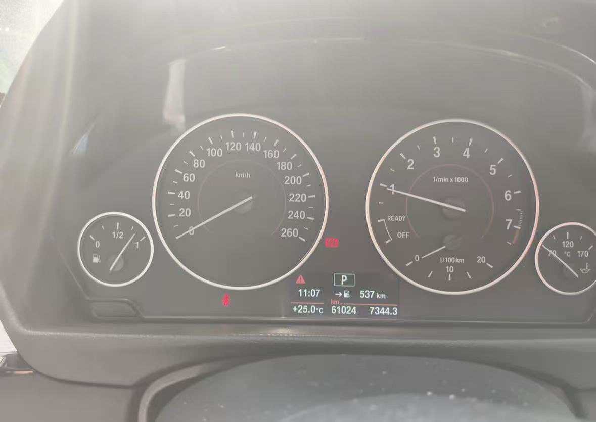 BMW 3 Series 2016 #6 BMW 3 Series 2016 imagem de carro #6