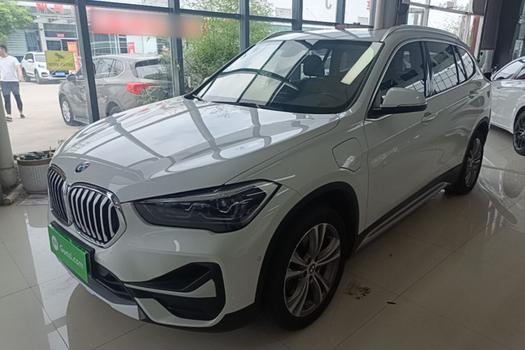 BMW X1 New Energy 2020 car image #2