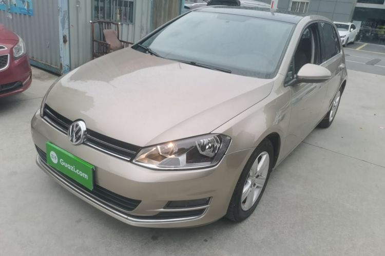Volkswagen Golf 2016 car image #2