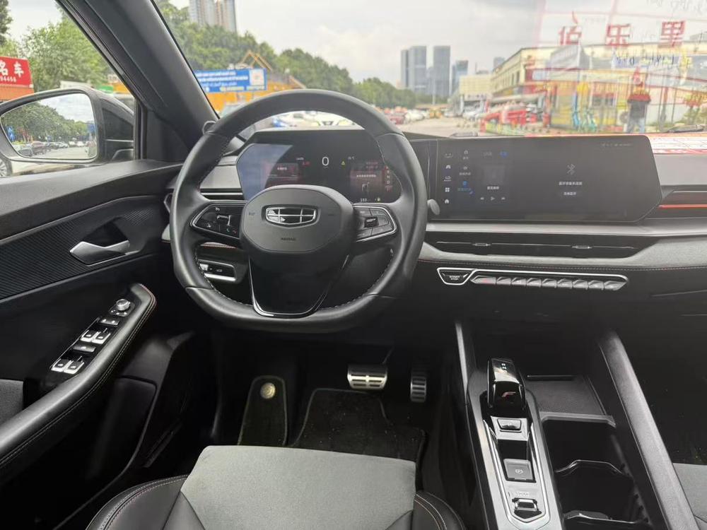 GEELY Binray 2022 car image #13