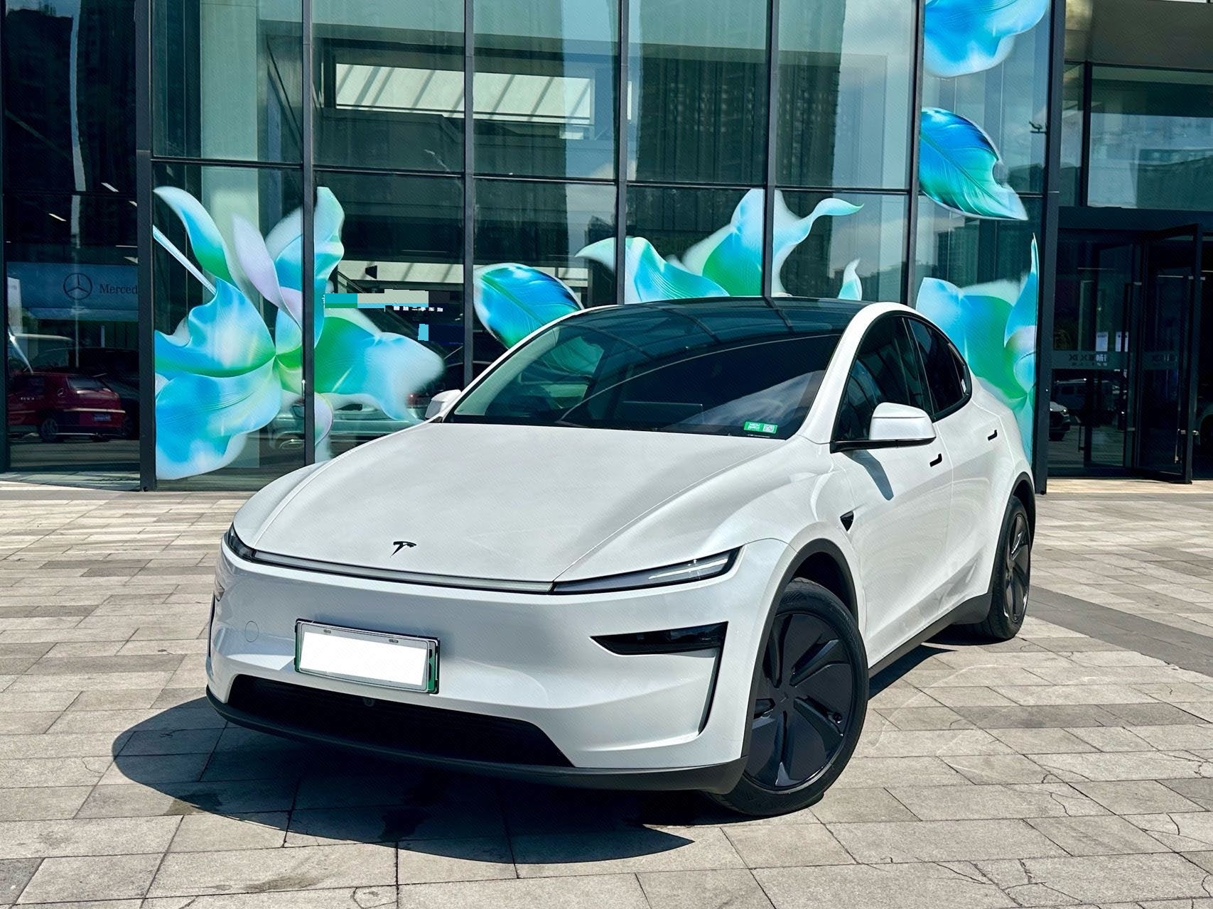 Tesla Model Y 2025 Tesla Model Y 2025 immagine di auto