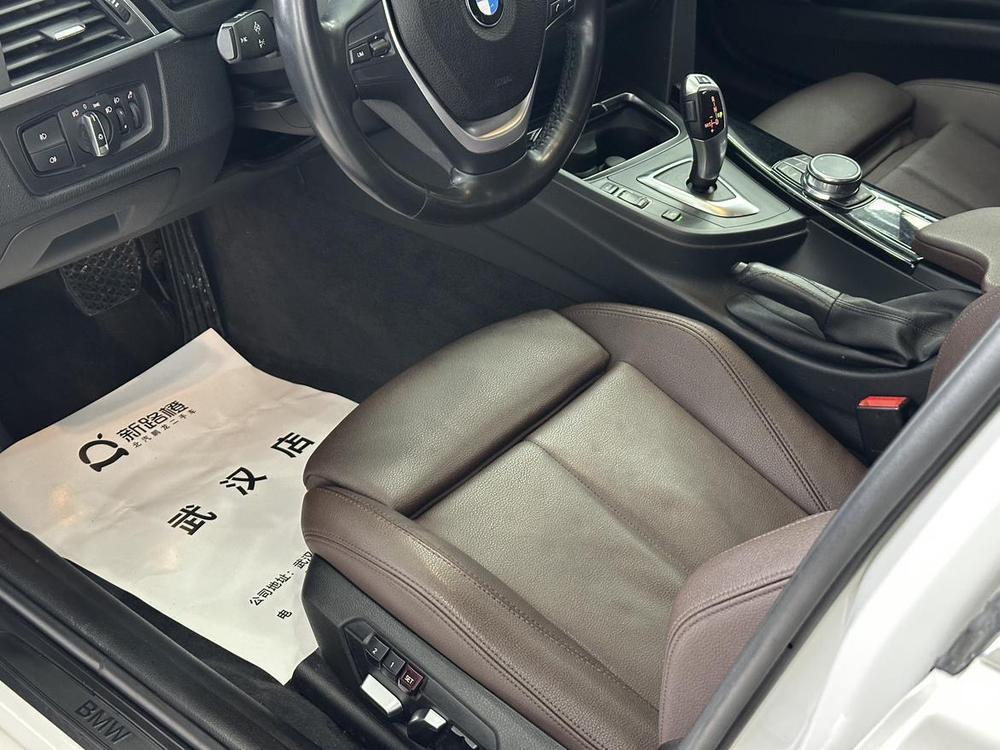 BMW 3 Series 2019 #28 BMW 3 Series 2019 car image #28