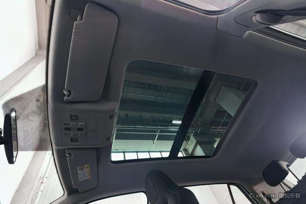 Volkswagen T-Cross 2020 car image #21