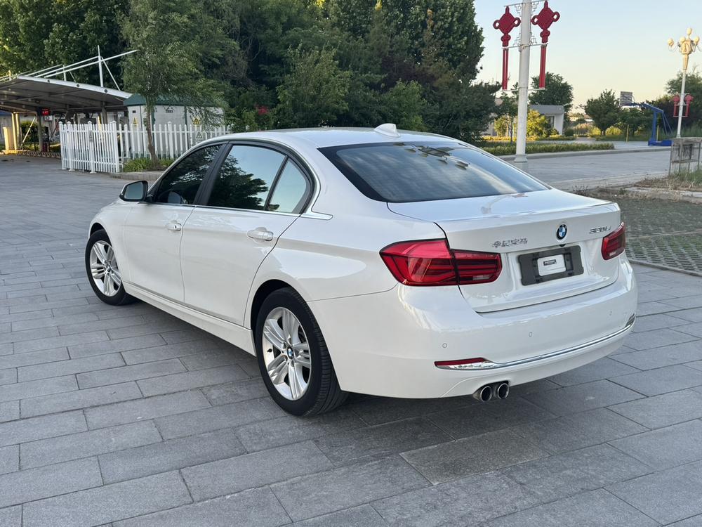 BMW 3 Series 2016 #4 BMW 3 Series 2016 car image #4