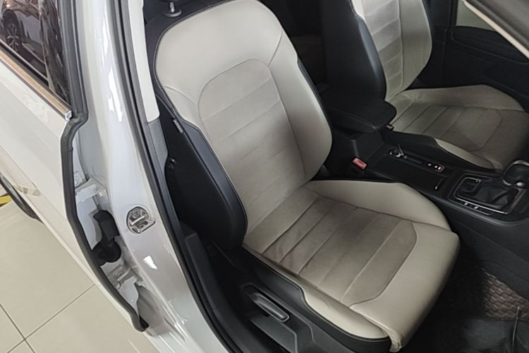 Volkswagen Golf 2017 #24 Volkswagen Golf 2017 car image #24