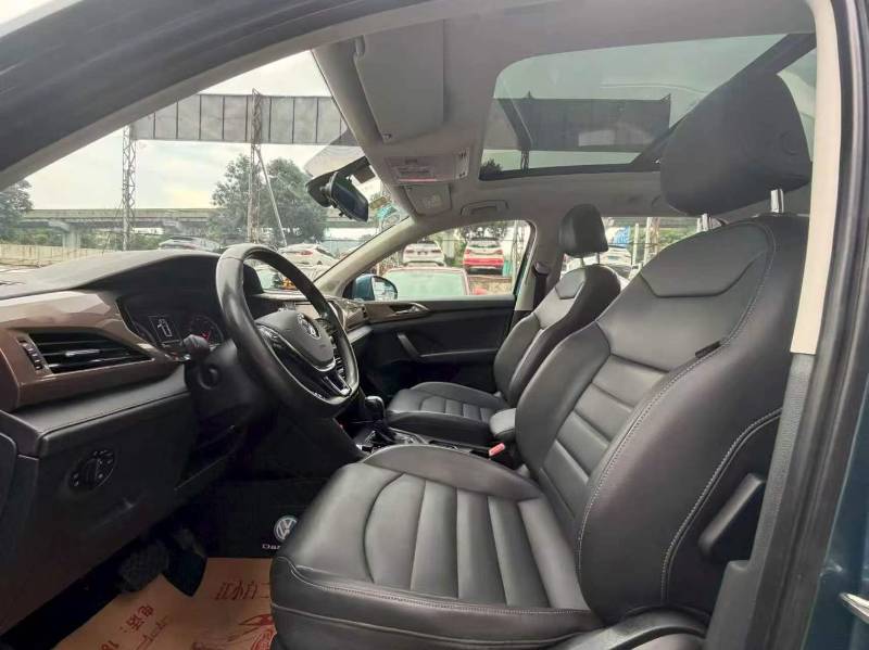 Volkswagen Tharu 2019 car image #7