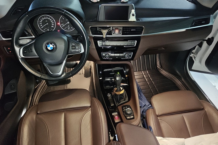 BMW X1 2017 #7 BMW X1 2017 car image #7