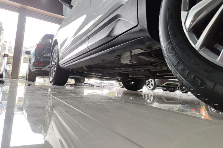 GEELY Coolray 2021 #27 GEELY Coolray 2021 car image #27
