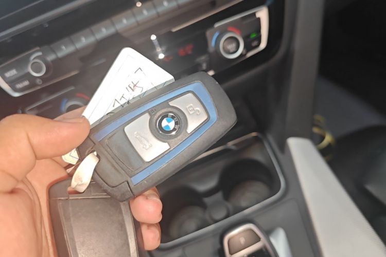 BMW 3 Series GT 2019 #9 BMW 3 Series GT 2019 car image #9