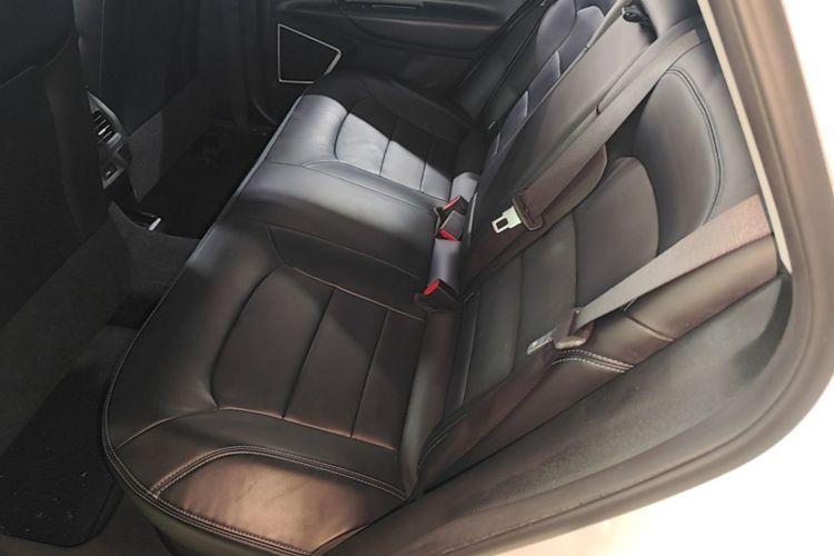 GEELY Emgrand New Energy 2021 #13 GEELY Emgrand New Energy 2021 car image #13