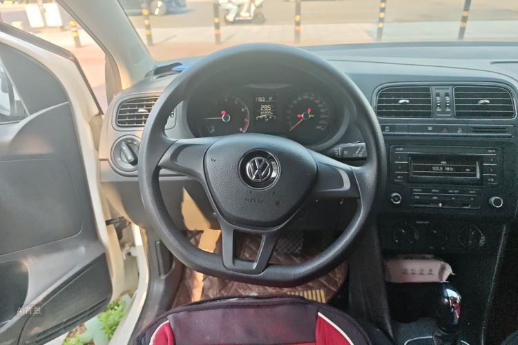 Volkswagen Polo 2018 #12 Volkswagen Polo 2018 car image #12