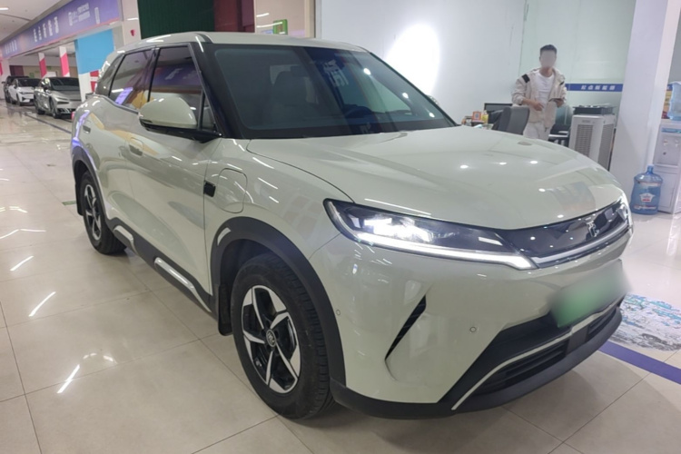 BYD YuanUP 2025 car image #6