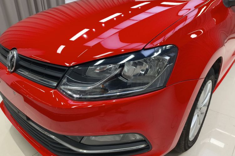 Volkswagen Polo 2014 car image #25