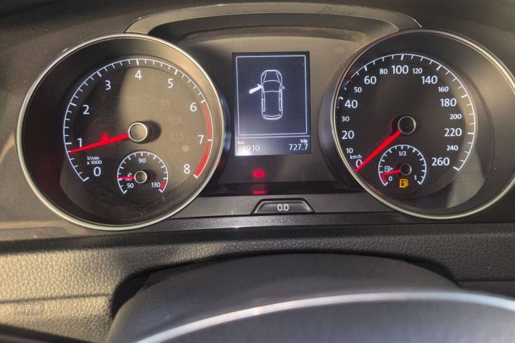 Volkswagen Golf 2017 car image #14