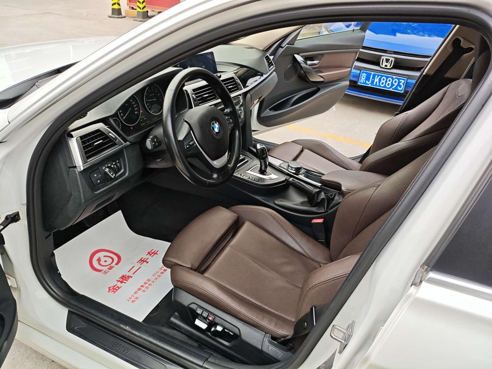 BMW 3 Series 2019 #15 BMW 3 Series 2019 car image #15