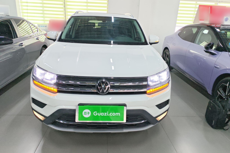 Volkswagen Tharu 2023 immagine di auto #3