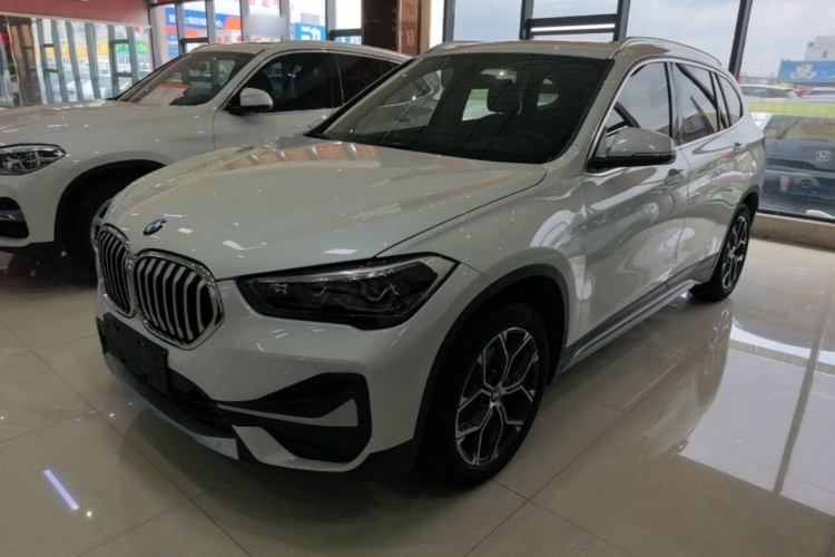 BMW X1 2020 car image #2