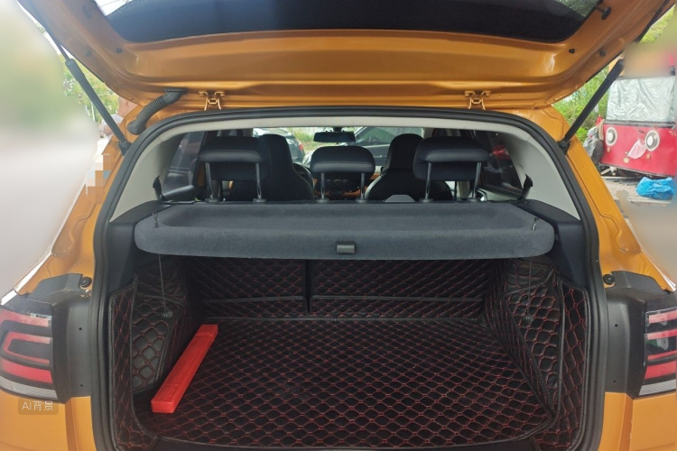 Volkswagen T-Cross 2019 car image #21