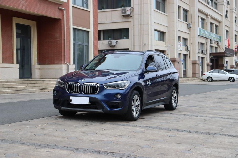 BMW X1 2016 BMW X1 2016 immagine di auto