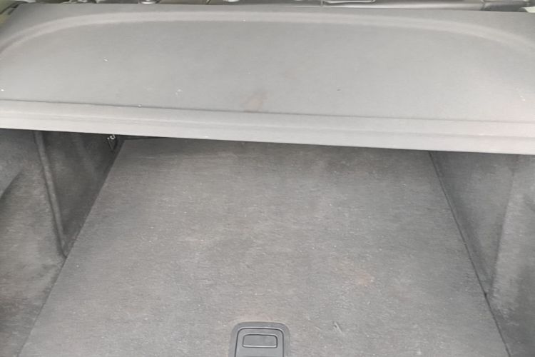 Audi Q3 2016 car image #21
