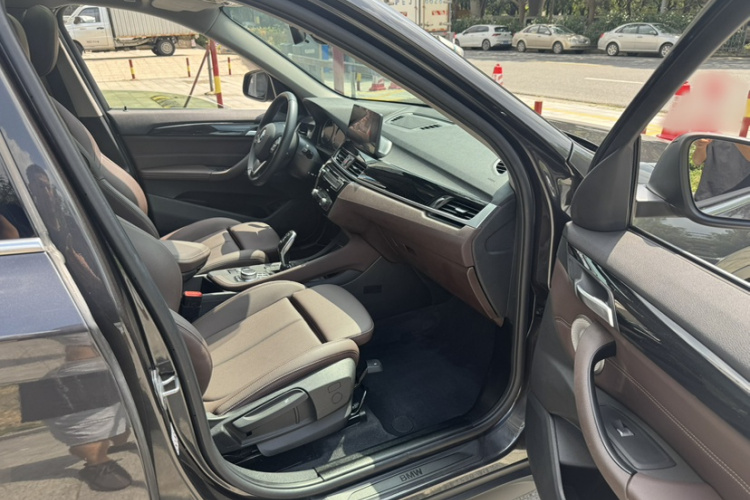 BMW X1 2021 #24 BMW X1 2021 car image #24